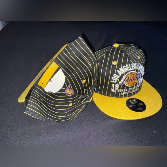 LA Lakers 1948 yellow pin-striped snapback - Picture 5 of 9